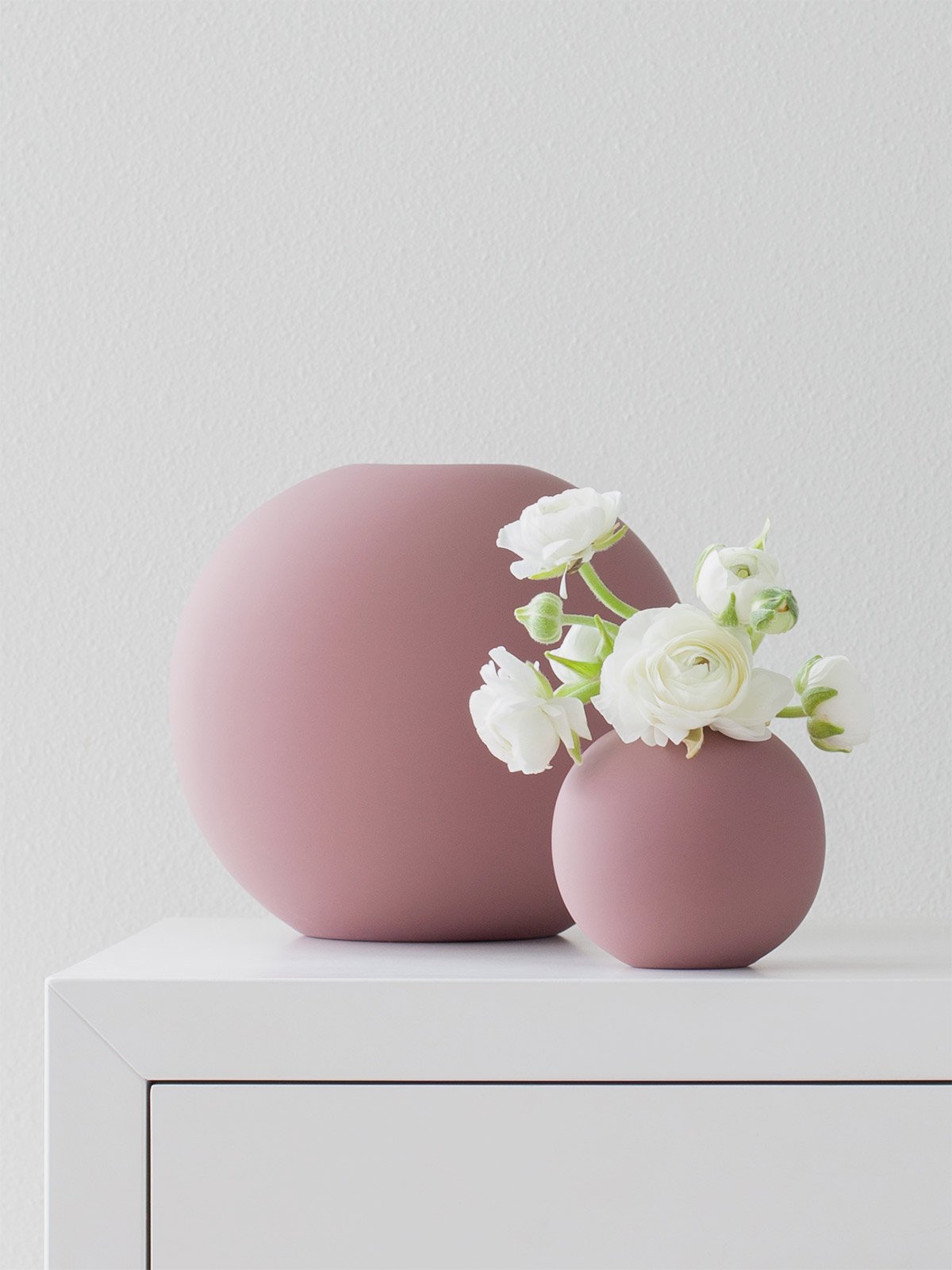 ballvase_10cm_cinderrose_lifestyle1_miljuu.com_1304-001