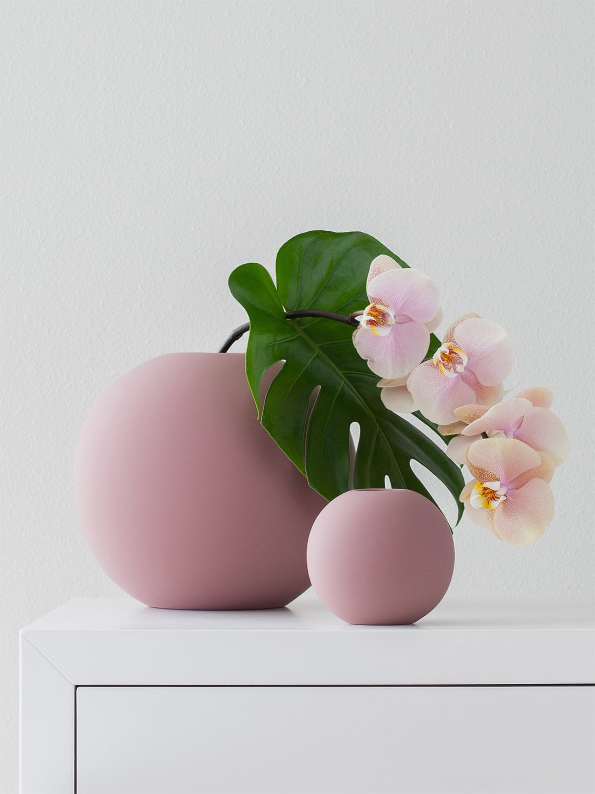 ballvase_10cm_cinderrose_lifestyle2_miljuu.com_1304-001