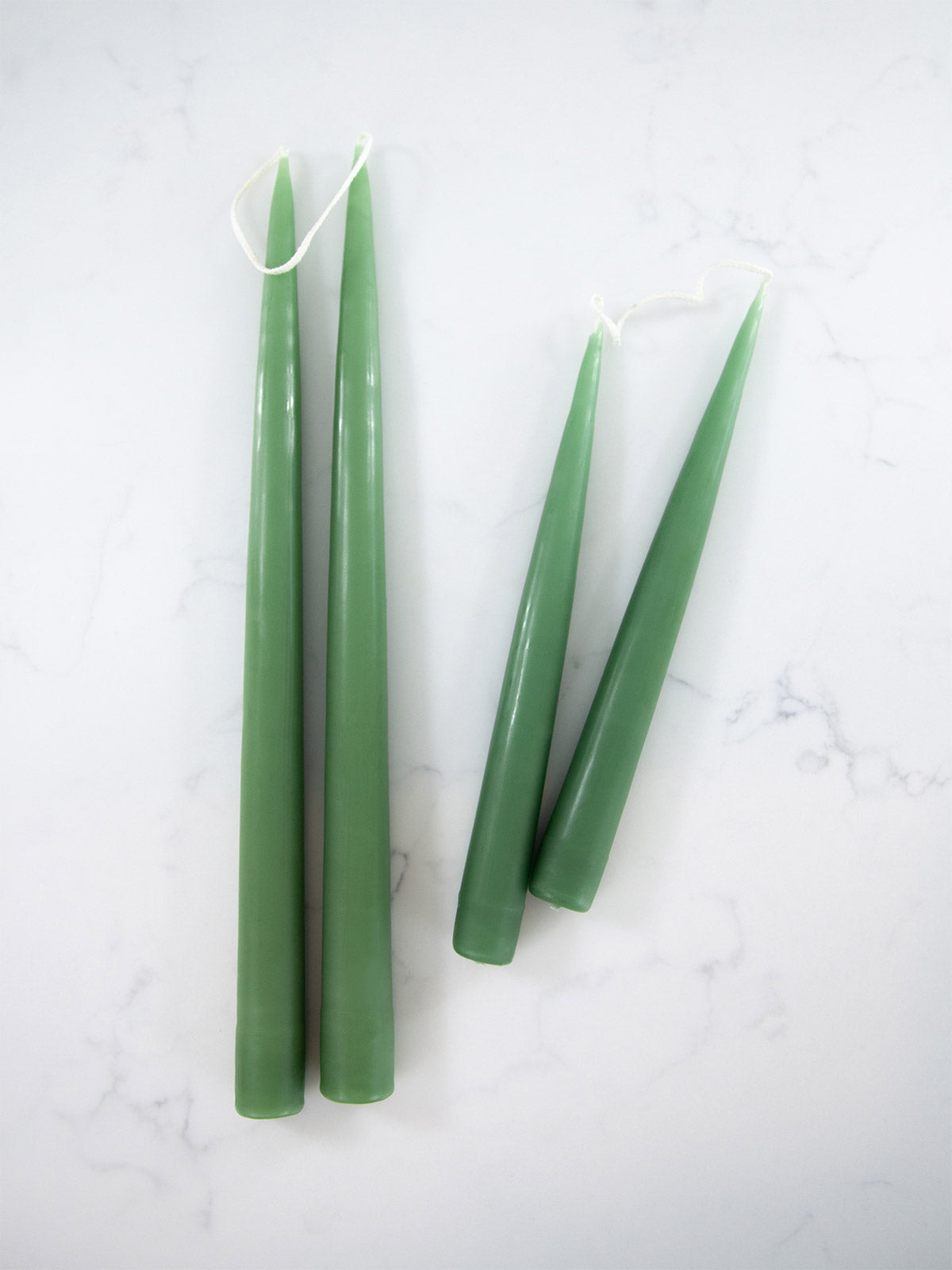 handdippedtapercandle_sagegreen_product1_miljuu.com_1306-011_024