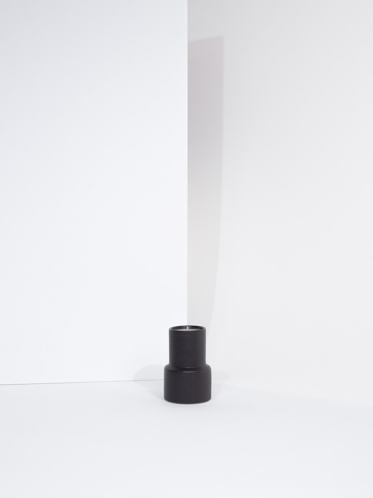 oblongcandleholder_large_castiron_product2_miljuu.com_1307-014