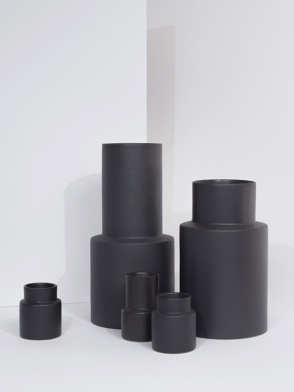 oblongcandleholder_small_castiron_product4_miljuu.com_1307-013