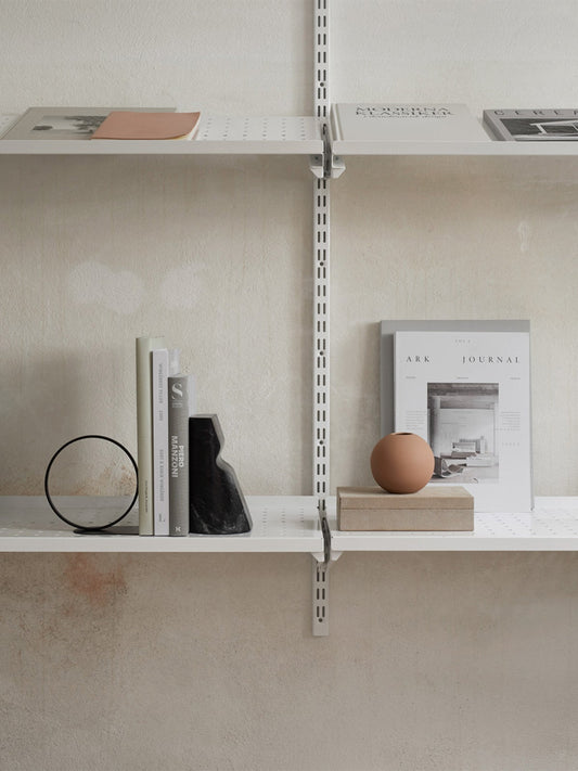 shoulderbookend_neromarquinamarble_lifestyle1_miljuu.com_1304-042