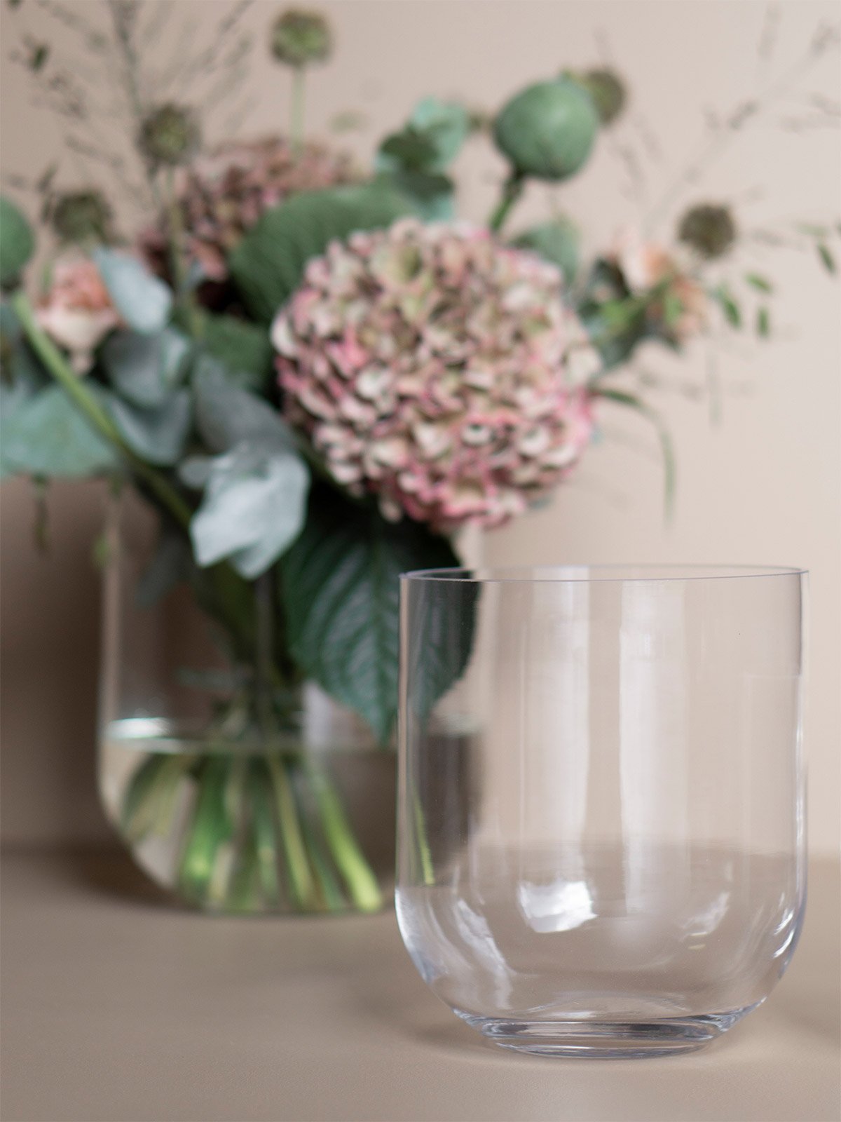 simpleglassvase_lifestyle4_miljuu.com_1307-018