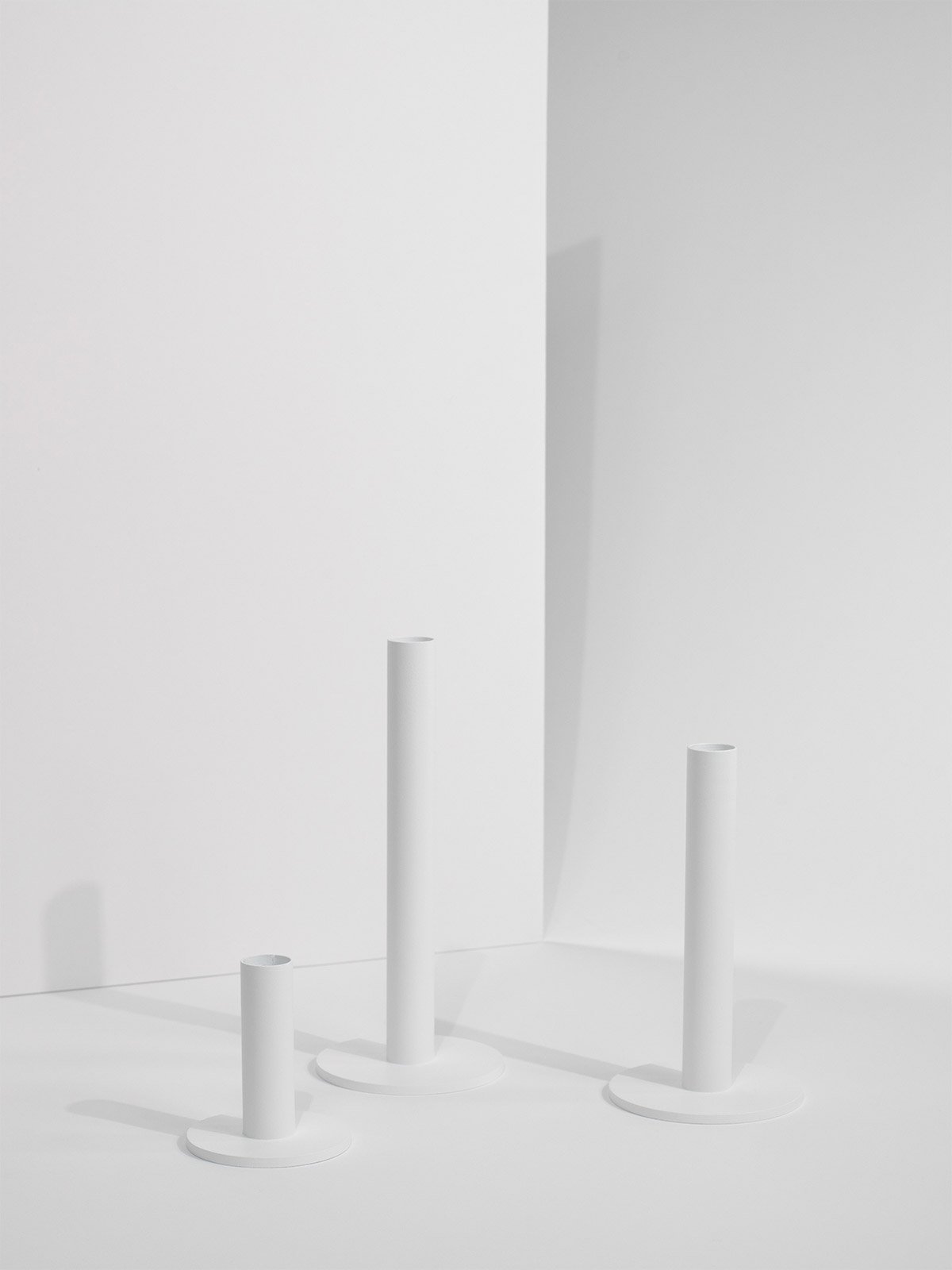 tapercandleholder_all_white_product1_miljuu.com_1312-022_023_024